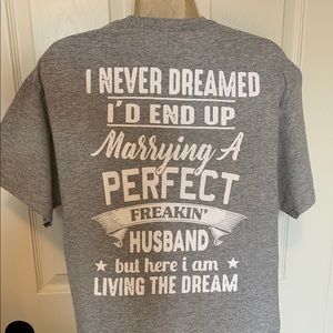 Novelty tee shirt gray M NWOT